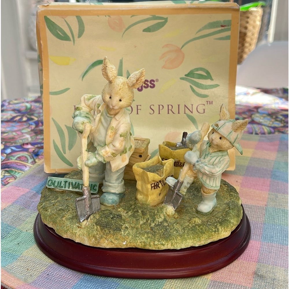 Russ Bunnies Cultivating Easter Collectable w/ Box